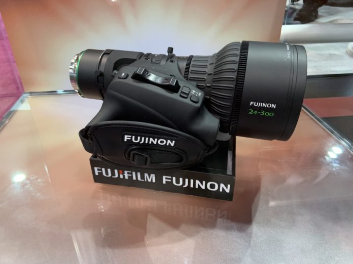 Fujifilm показала объектив Fujinon 24-300mm