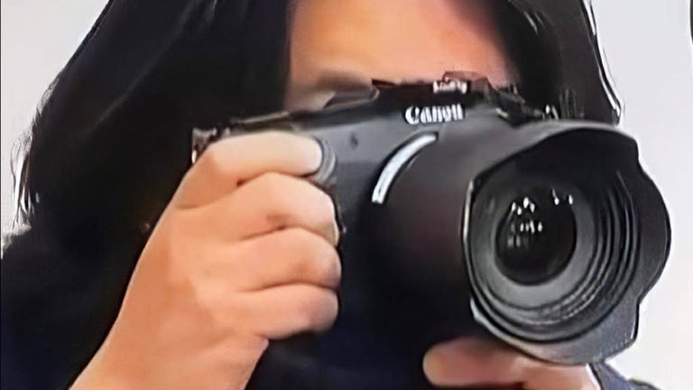 Первое изображение флагманской камеры Canon EOS R1?
