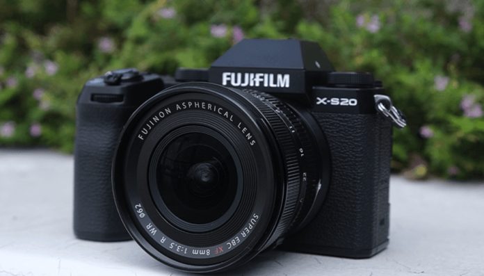 Анонсирована камера Fujifilm X-S20 c поддержкой записи видео 6.2К 10-бит