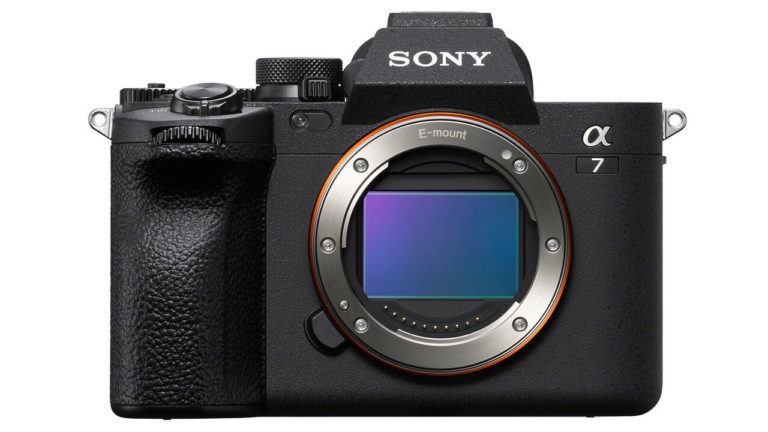 Новая оптика для Sony E, которая ожидается в ближайшее время