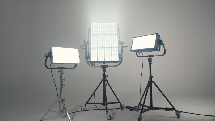 Анонсирован световой прибор для киносъемок ARRI SkyPanel X