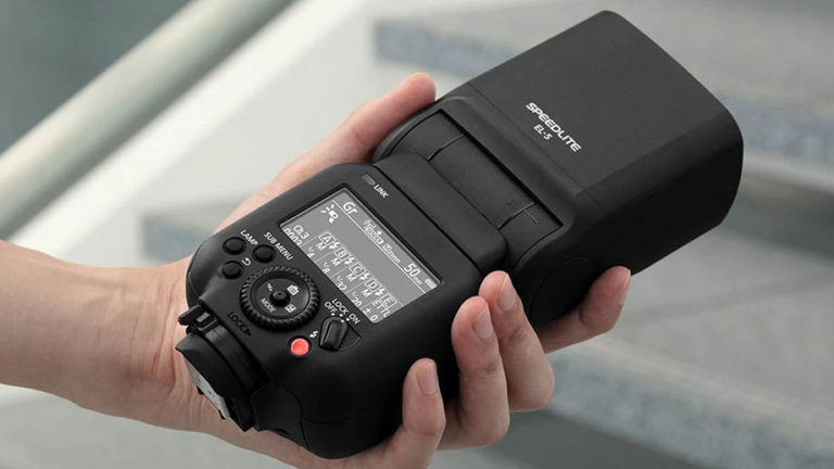 Что происходит со вспышками Speedlite для системы Canon EOS R?
