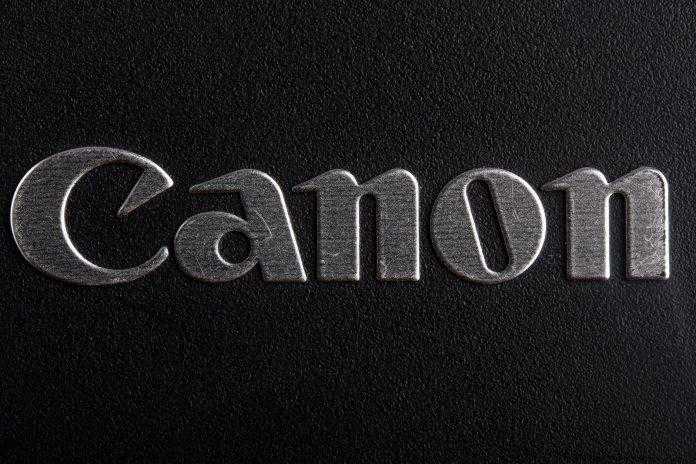 Canon прокомментировали сделку Nikon и RED