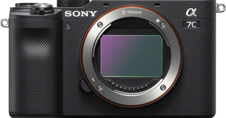 Новая камера Sony A7C